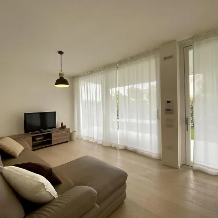 Immobiliare Jvl - White Lido di Jesolo